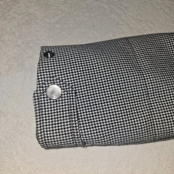 Obermeyer Women's Ski/Snowboard Jacket - Picture 2 of 14